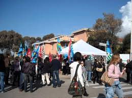 Cagliari 26 maggio 2015. Sit in lavoratori AIAS